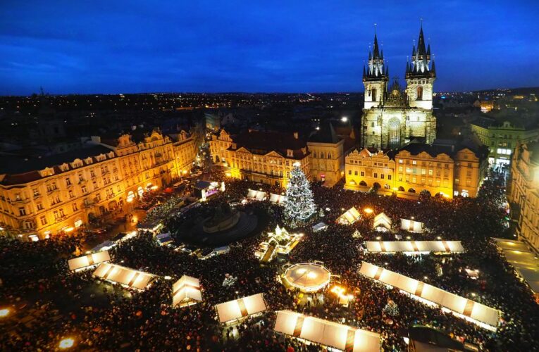 Nebeské Vánoce na Staroměstském náměstí nabídnou zklidnění v těžké době