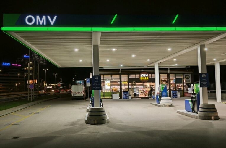 Kompletně zmodernizovaná čerpací stanice OMV na Pankráci nabízí nově i obchod VIVA BILLA