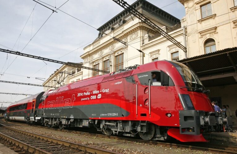 Railjet slaví 10 let na trase Praha – Vídeň